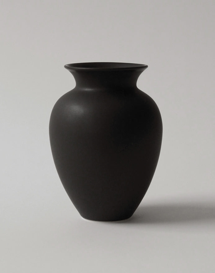 NR Amphora Vase Small - Night Rain